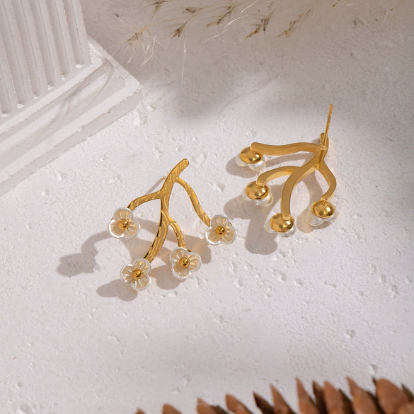 Wholesale Stainless Steel Pvd Furnace Vacuum Real Gold Plated Flower Shape Fairy Style Earrings For Women
