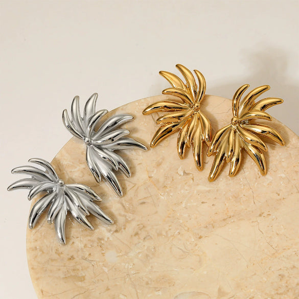 Wholesale 316 Stainless Steel Pvd Vacuum Furnace Electroplated Gold Angel Wings And Half Flower Earrings For Women