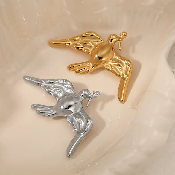 Wholesale Stainless Steel Retro Animal Peace Dove Bee Brooch With Electroplating Design