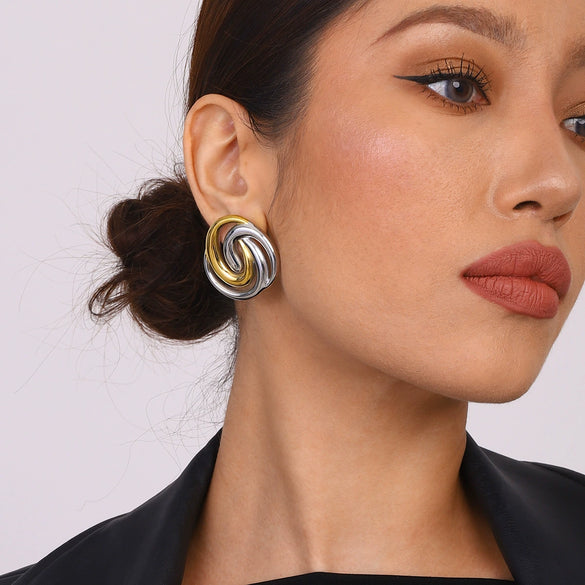 Wholesale Stainless Steel Retro Geometric Hollow Earrings With Electroplating For Women