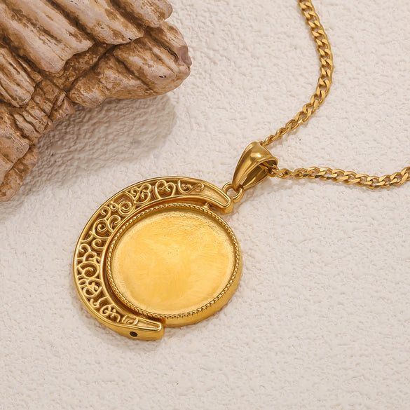 Wholesale Stainless Steel Retro Rotating Base Moon Circle Pendant Jewelry Accessories With Electroplating Treatment