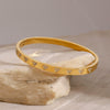 Wholesale Stainless Steel Rhinestone Love Shaped Bracelet With Electroplating