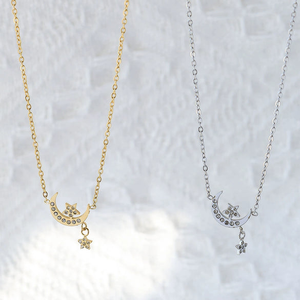 Wholesale Stainless Steel Rhinestone Star Moon Pendant Conventional Chain Necklace With Geometric Pattern And Electroplating Preppy Style