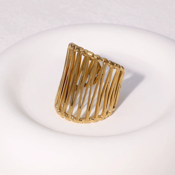 Wholesale Stainless Steel Ring For Women Fashionable Light Luxury Nonfading Electroplated