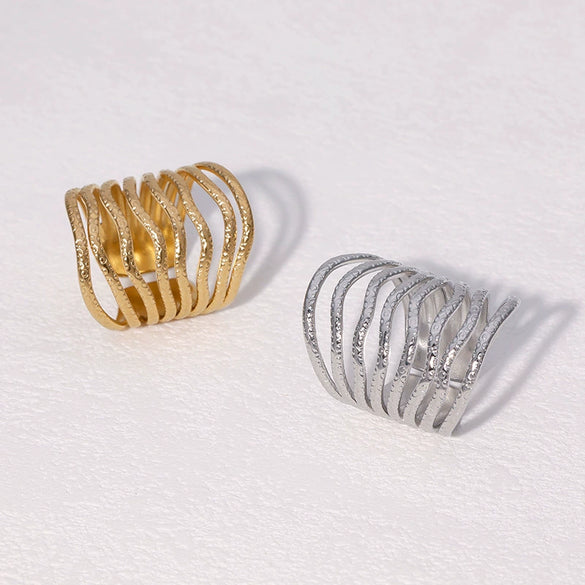 Wholesale Stainless Steel Ring With Geometric Shape Vacuum Electroplated 18K Gold Simple High End Non Fading