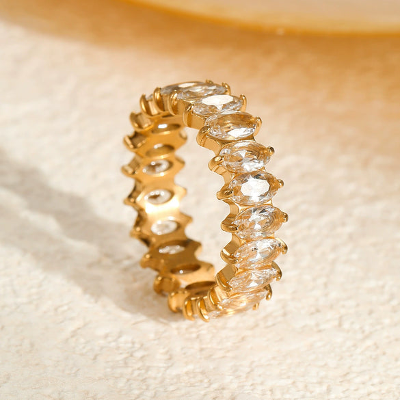 Wholesale Stainless Steel Ring With Inlaid Zircon In Geometric Pattern And Electroplating Light Luxury Style For Women