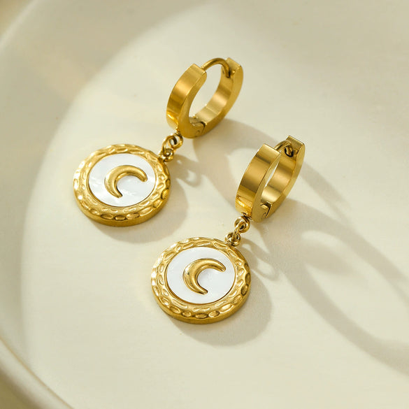 Wholesale Stainless Steel Shell Moon Pendant Necklace And Earrings Retro Fashion Electroplated