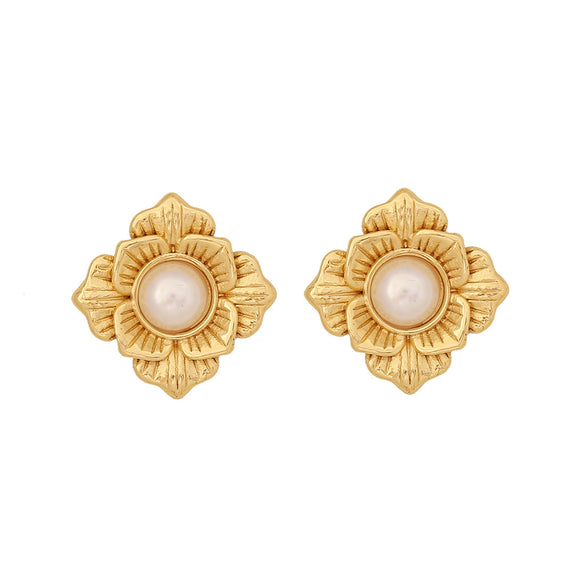 Wholesale Stainless Steel Shell Shape Inlaid Pearl Earrings With Electroplating For Women Fashion Ol Style