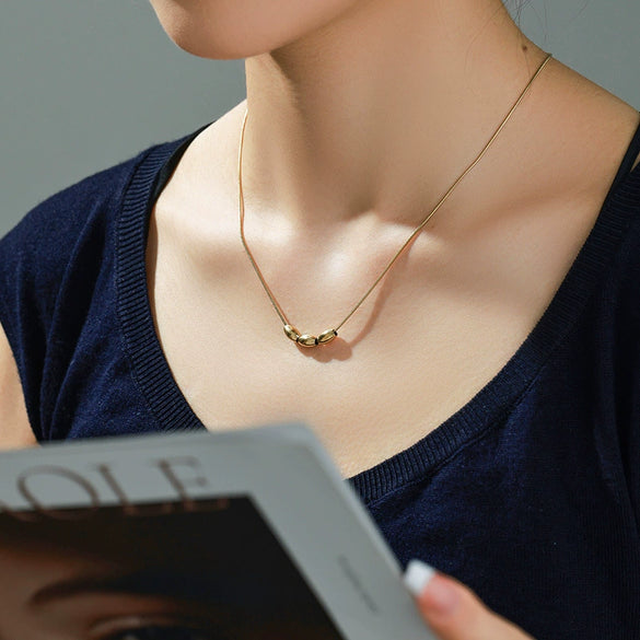 Wholesale Stainless Steel Simple Bead Pendant Necklace With Snake Bone Chain And Electroplating Process