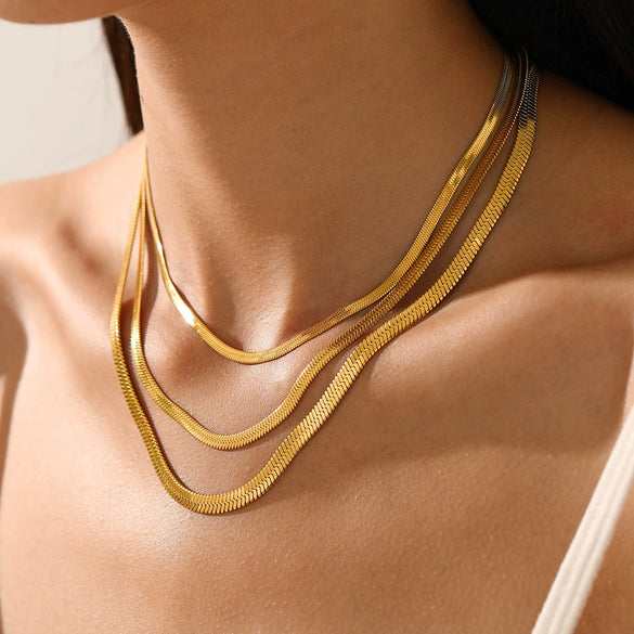 Wholesale Stainless Steel Snake Bone Chain Geometric 18K Gold Plated Titanium Steel Necklace For Women