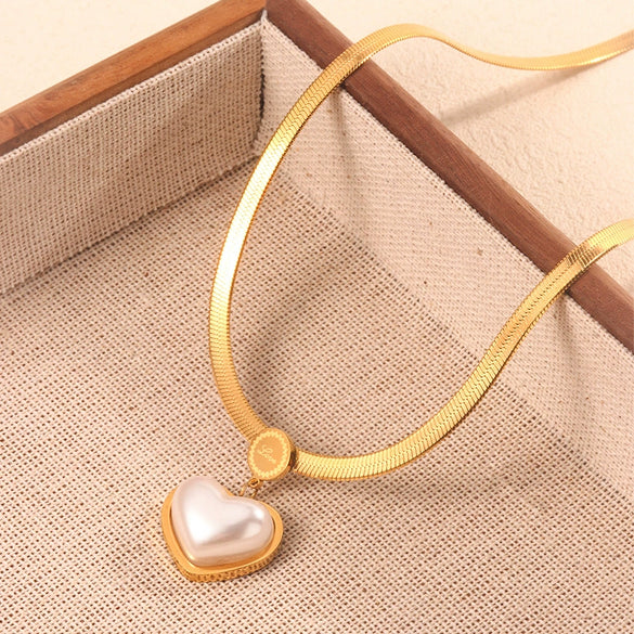 Wholesale Stainless Steel Snake Bone Chain Heart Shape Electroplated Love Necklace Unisex