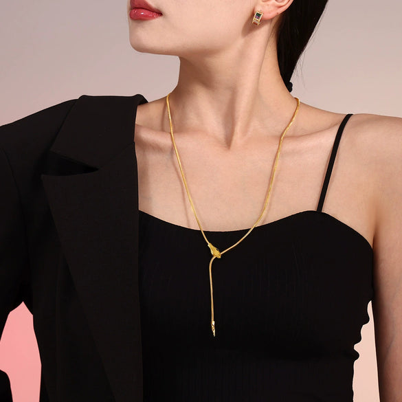 Wholesale 316L Stainless Steel Snake Head Necklace With Geometric Pattern And Electroplating Design Fashion Style For Women