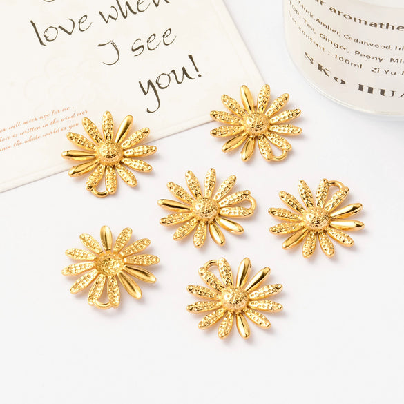 Wholesale Stainless Steel Sunflower Pendant Fashion Necklace And Earrings Accessories With 18K Gold Plated Electroplating