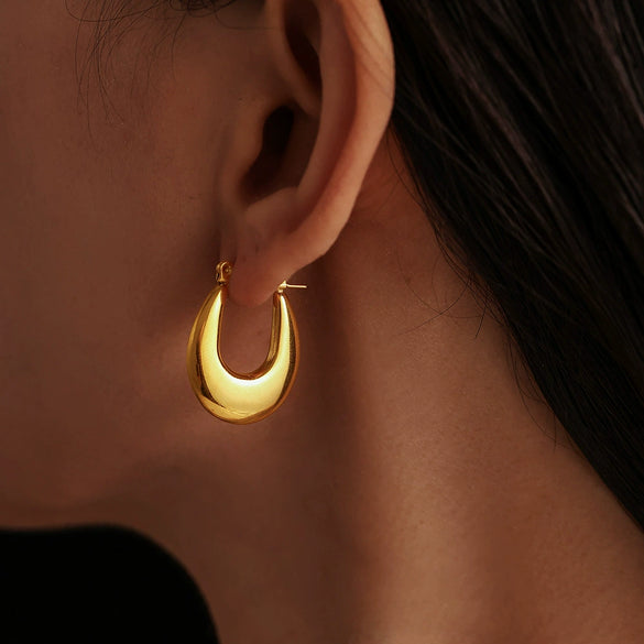 Wholesale Stainless Steel U Shaped Geometric Earrings Electroplated With Golden Color For Women