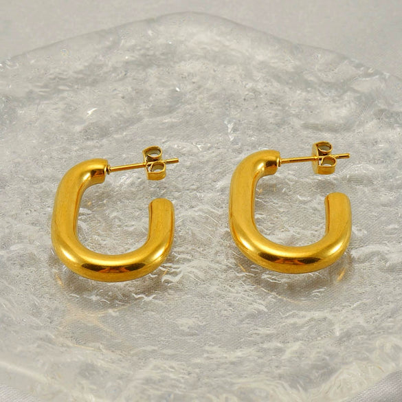 Wholesale Stainless Steel U Shaped Geometric Fashion Women's Earrings With Electroplating