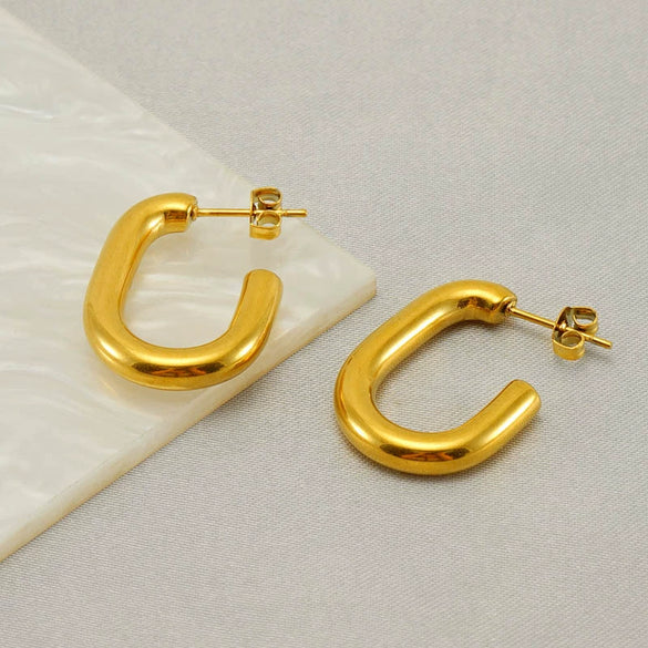 Wholesale Stainless Steel U Shaped Geometric Fashion Women's Earrings With Electroplating