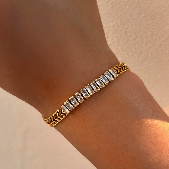 Wholesale Stainless Steel U Shaped Simple Style Electroplated Mesh Chain Bracelet Unisex Inlaid Zircon