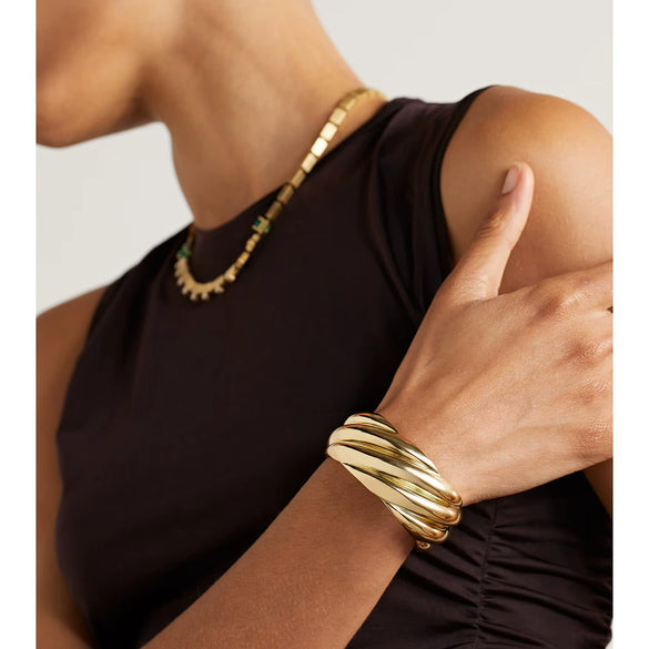 Wholesale Stainless Steel Wavy Open Bracelet With 18K Gold Electroplating Simple Original Design