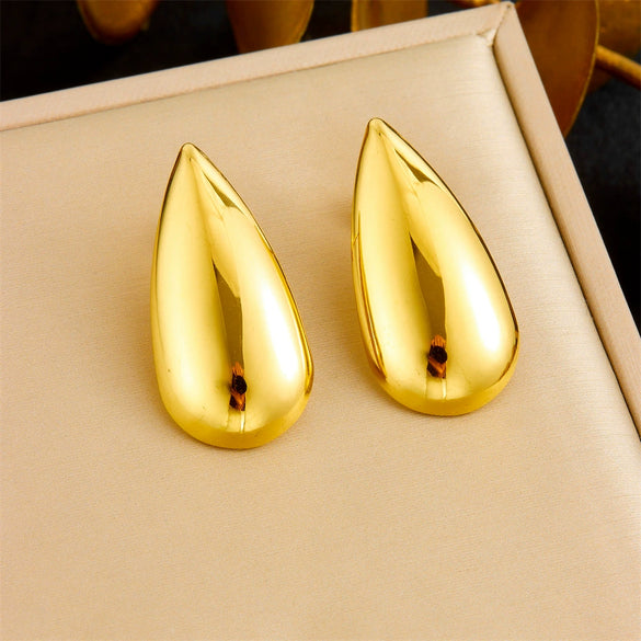 Wholesale Stainless Steel Women's Earrings Gold Plated Love Tassel With Heart Drop Geometric Pattern