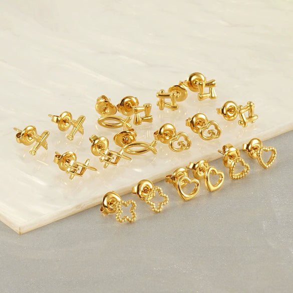Wholesale Stainless Steel Women's Fashion Earrings With Heart Pattern And Electroplating Treatment