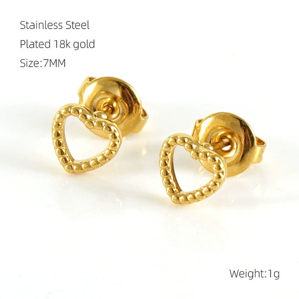Wholesale Stainless Steel Women's Fashion Earrings With Heart Pattern And Electroplating Treatment