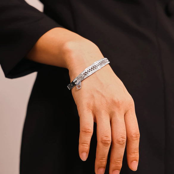 Wholesale Stainless Steel Zipper Full Diamond Bracelet With Simple Geometric Design And 18K Gold Plated Electroplating
