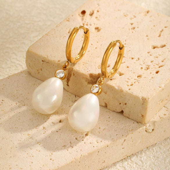 Wholesale Stainless Steel Zircon Imitation Pearl Drop Earrings French Retro Style Electroplated For Ladies