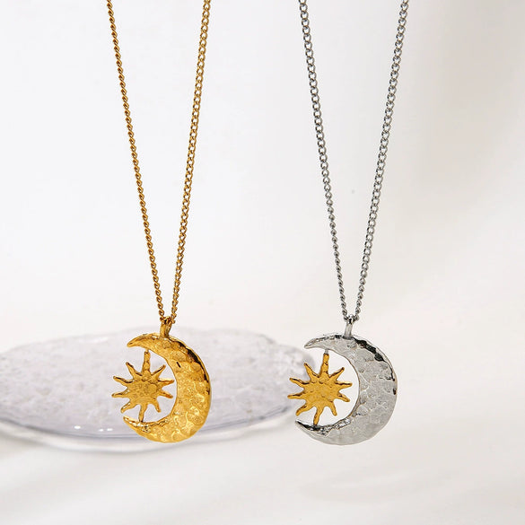 Wholesale Star Shape Gold Plated Stainless Steel Rotatable Pendant Necklace For Women And Unisex