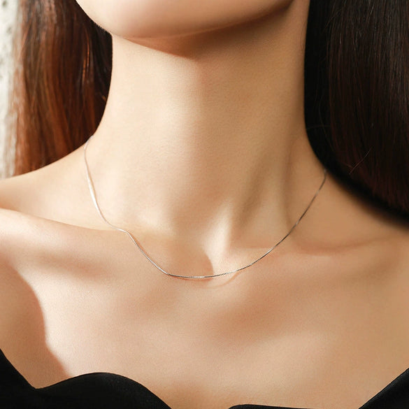 Wholesale Sterling Silver Fashion Simple Pendant With Geometric Pattern And Cross Chain For Women Lovely Style