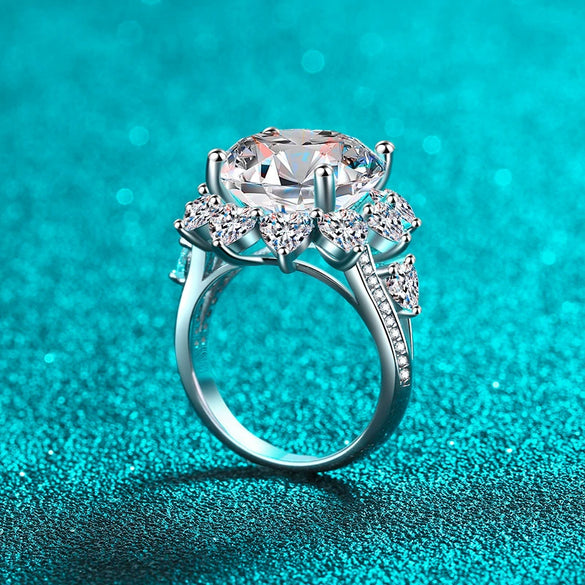 Wholesale 925 Sterling Silver Female Ring With Geometric Design And Plated Pt950 Gold Treatment