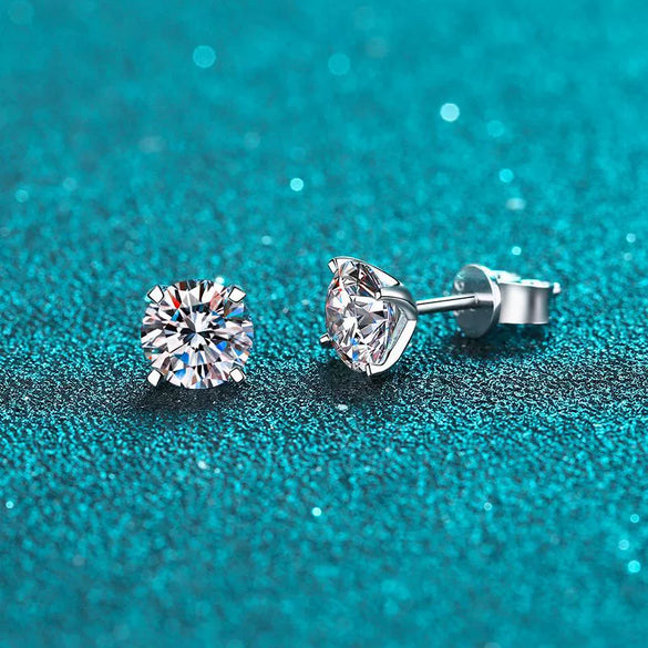 Wholesale 925 Sterling Silver Fourclaw Moissanite Earrings Natural Geometric Style Electroplated For Women