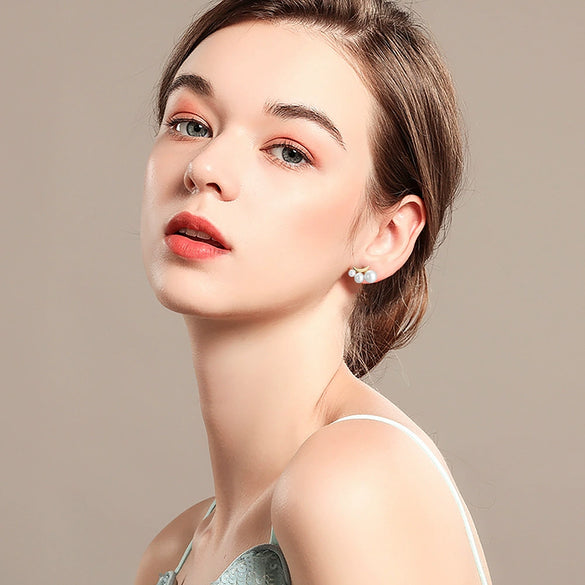 Wholesale 925 Sterling Silver Geometric Moonshaped Natural Baroque Pearl Women's Earrings With Electroplating