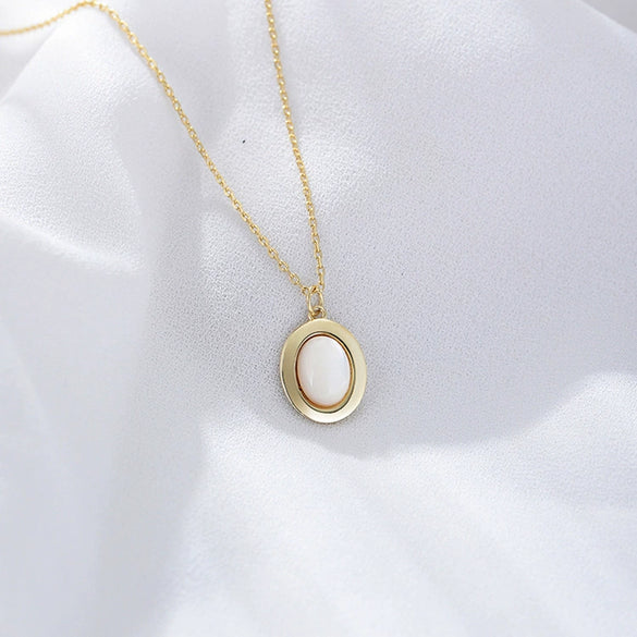 Wholesale Sterling Silver Geometric Oval Natural White Fritillary Shell Pendant Women's Necklace