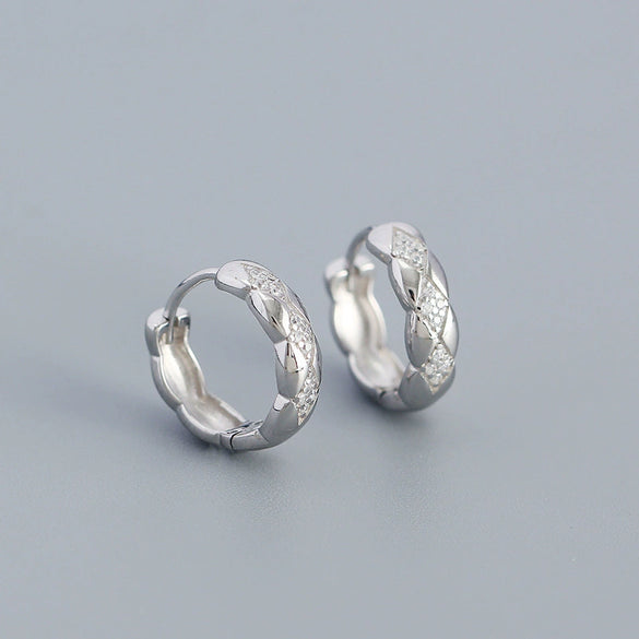 Wholesale 925 Sterling Silver Geometric Retro Light Luxury Earrings With Electroplating And Diamond Studded Ear Buckle