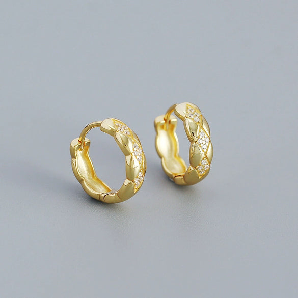 Wholesale 925 Sterling Silver Geometric Retro Light Luxury Earrings With Electroplating And Diamond Studded Ear Buckle