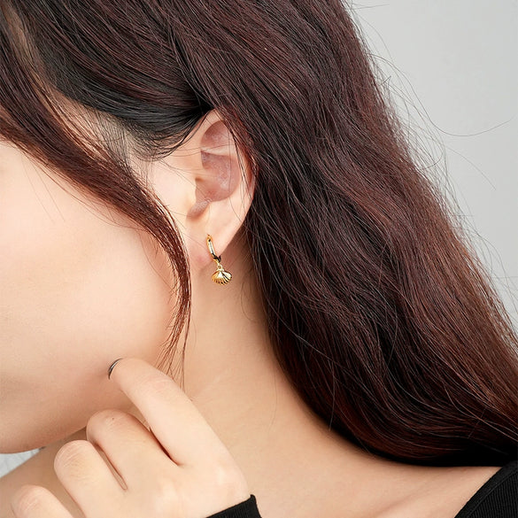 Wholesale 925 Sterling Silver Geometric Retro Metal Shell Earrings For Women With Electroplating