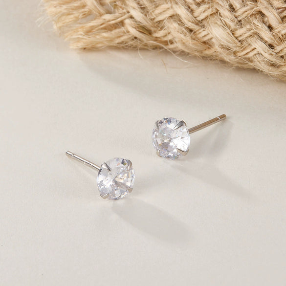 Wholesale 925 Sterling Silver High End Geometric Diamond Encrusted Four Claw Zircon Earrings For Pierced Ears With Electroplating