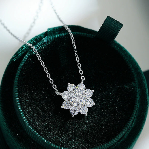 Wholesale 925 Sterling Silver Ladies Pendant Necklace With Sunflower And Snowflake Patterns Simple Style