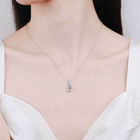 Wholesale 925 Sterling Silver Moissanite Clavicle Necklace With Geometric Pattern And Cross Chain Pt950 Gold Plated
