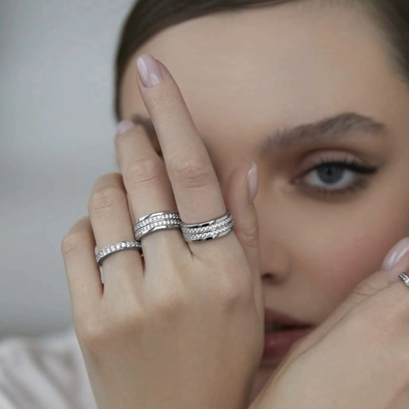 Wholesale Sterling Silver Ring With Full Diamond And Geometric Design Simple And All Match Unisex