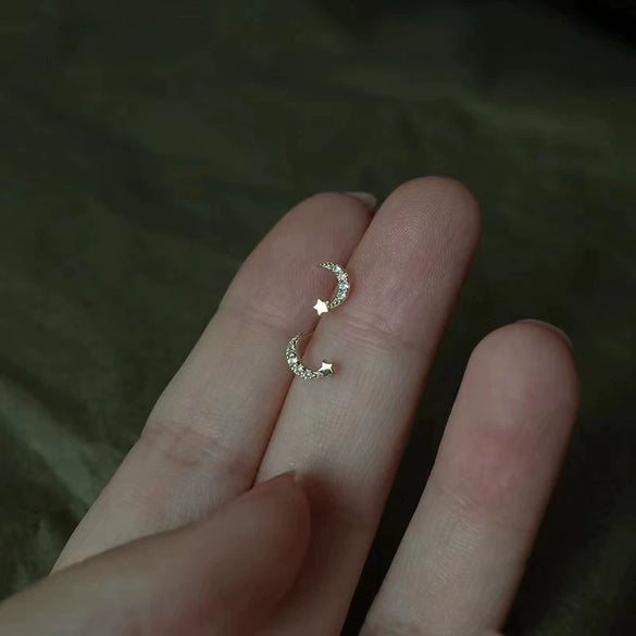 Wholesale 925 Sterling Silver Star And Moon Earrings With Diamond Treatment Simple Style For Women
