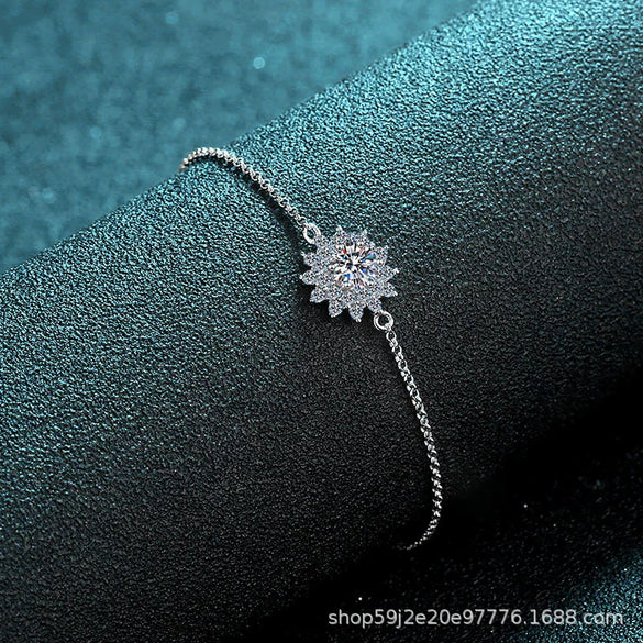 Wholesale 925 Sterling Silver Women's Moissanite Flower Patterned Bracelet With Electroplating Treatment