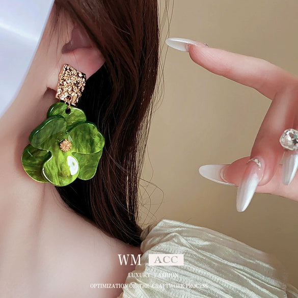 Wholesale Stud Earrings Alloy Green Flower Geometric Light Luxury Electroplating For Women