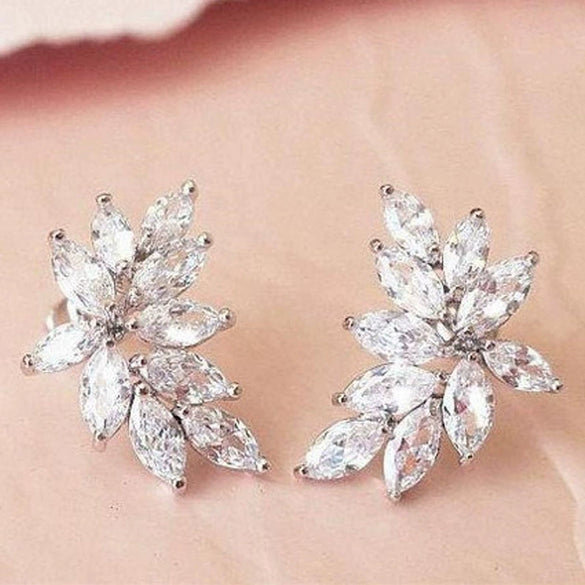 Wholesale Stud Earrings Copper Leaves Horse Eye Diamond Style For Women