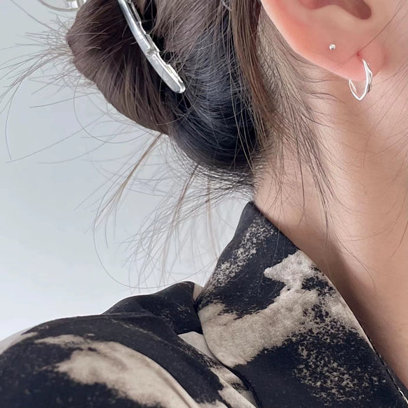 Wholesale Stud Earrings 925 Sterling Silver Dropshaped Pearl Inlaid