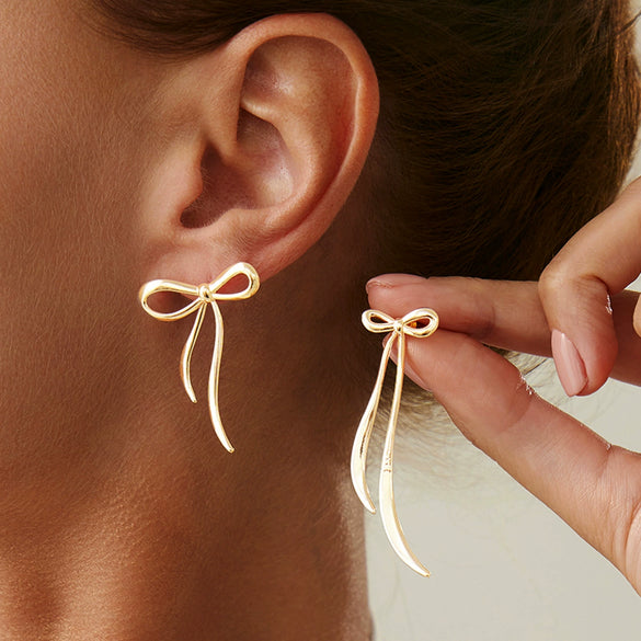 Wholesale Stud Earrings Zinc Alloy Geometric Irregular Fold Corrugated Smooth Petal Bow Style With Stainless Steel Ear Needles And Electroplating