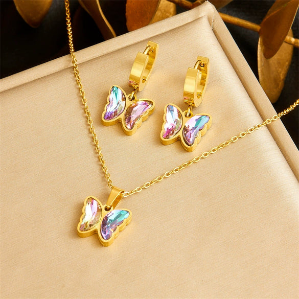 Wholesale Sweet Fresh Butterfly Suit Gradient Color Stone Pendant Necklace With Heart Flower Bow Tie Pattern Stainless Steel Jewelry Electroplated