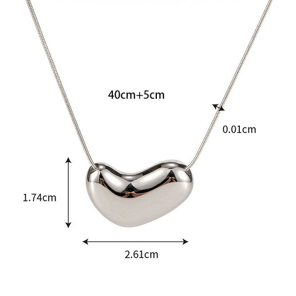 Wholesale Sweet Heartshaped Electroplated Titanium Steel Snake Bone Necklace For Women