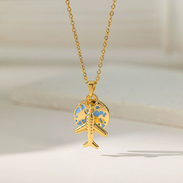 Wholesale Sweet Nature Heart Shape Titanium Steel Copper Electroplated Clavicle Chain Necklace For Women