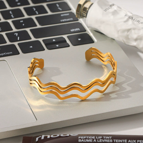 Wholesale Threelayer Wave Hollow Open Bracelet Stainless Steel Electroplated Jewelry
